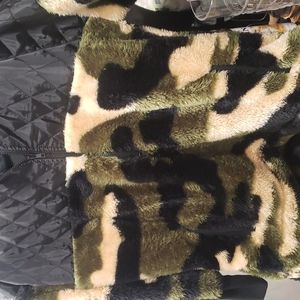 Camo soft furry pullover